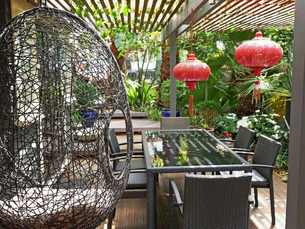 Nice Hotel New Plymouth Bagian luar foto