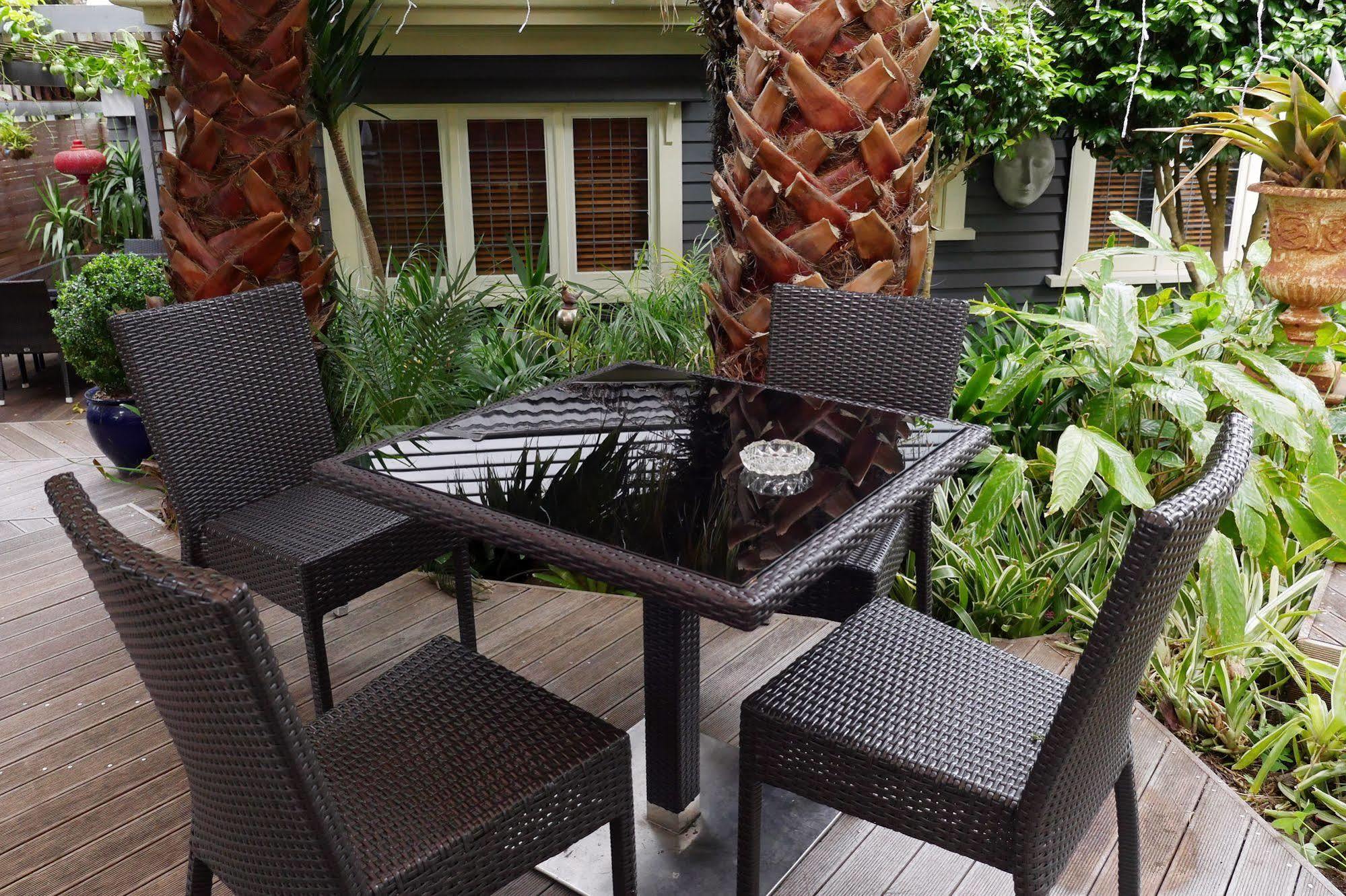 Nice Hotel New Plymouth Bagian luar foto